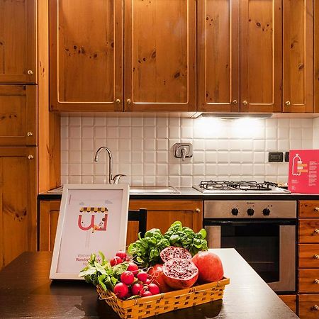 Santa Chiara Apartment By Wonderful Italy Genua Exteriör bild
