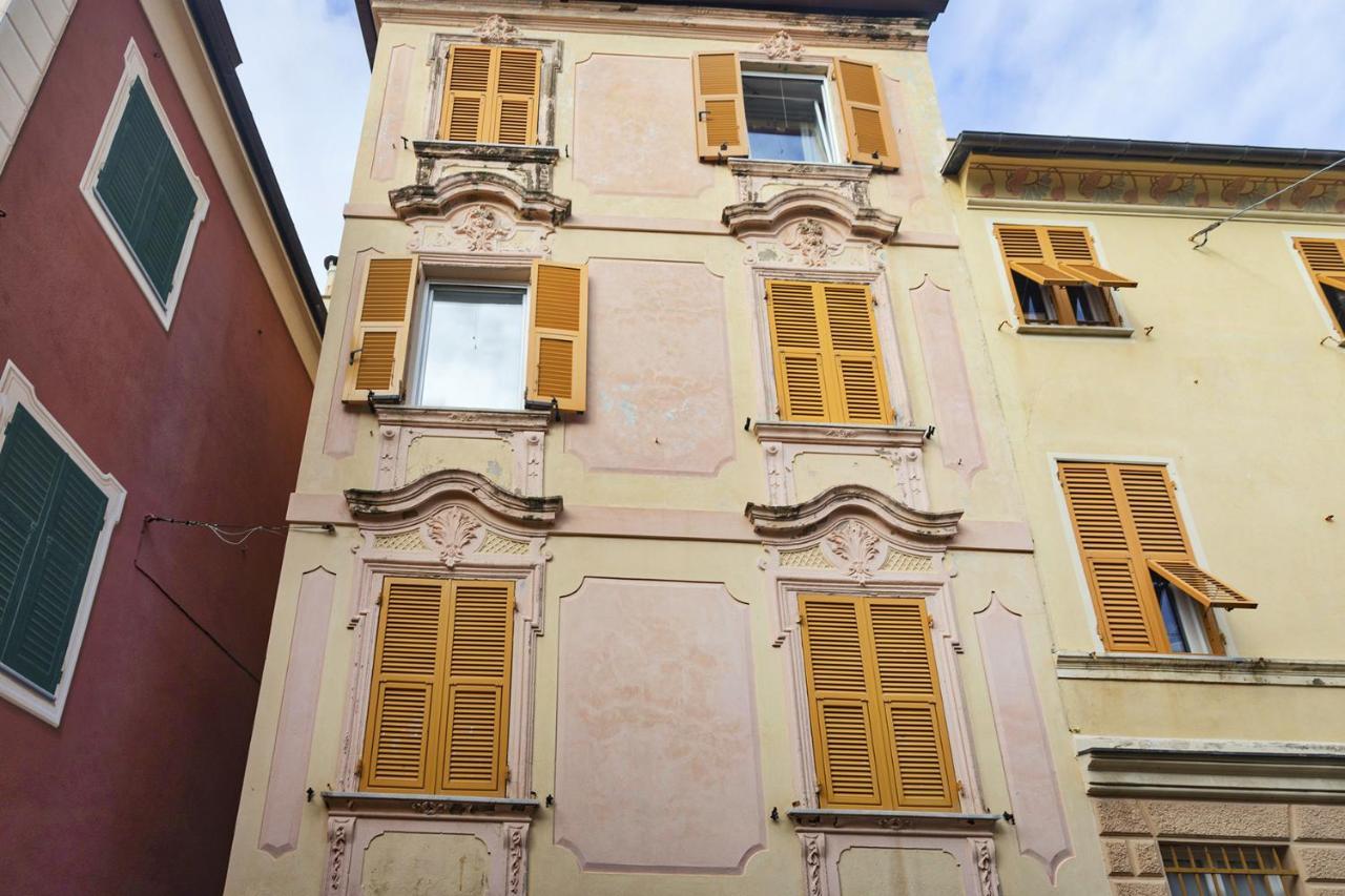 Santa Chiara Apartment By Wonderful Italy Genua Exteriör bild